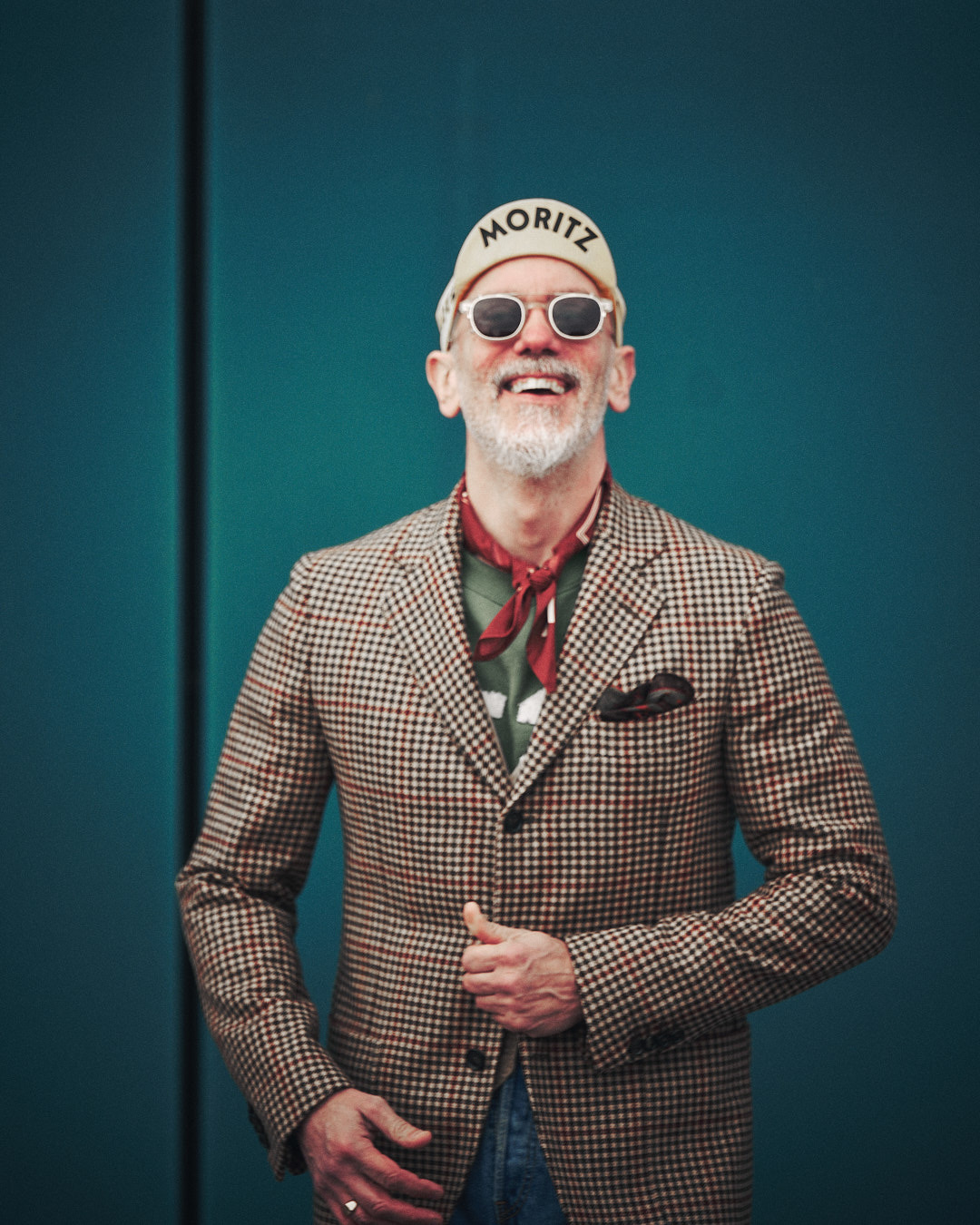 Fredrik — Freddy Fresh — wearing his checked blazer, neckerchief, sunglasses and cap